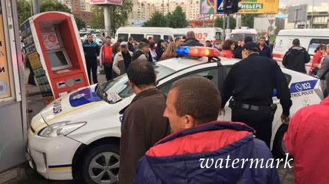В Одессе авто патрульной полиции влетел в ДТП, жрать потерпевшие(фото)