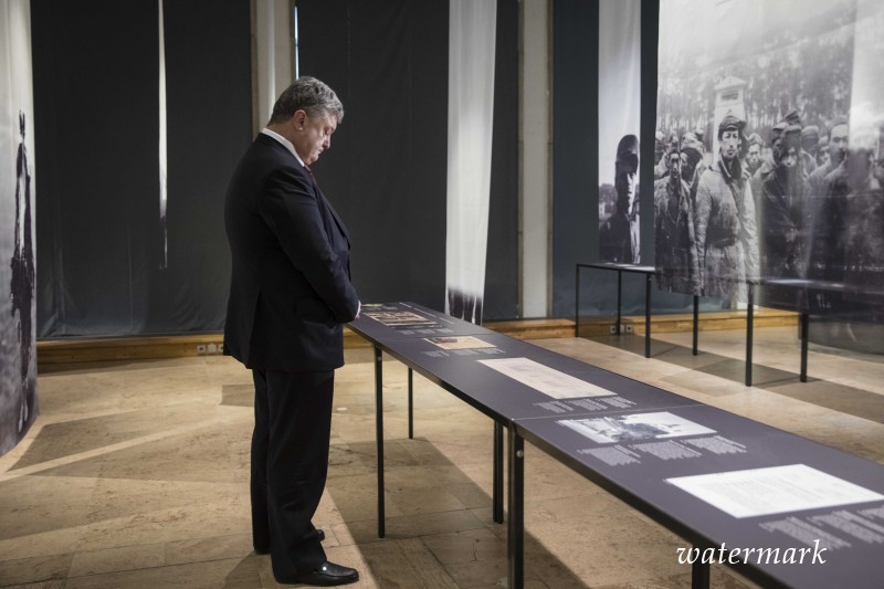 Президент вшанував пам'ять в’язнів концтабору Заксенгаузен
