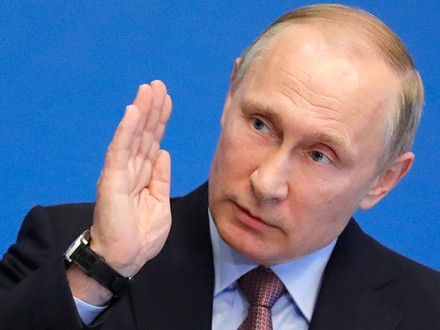 Санкции против РФ не поддержат урегулировать ситуацию на Донбассе - В.Путин