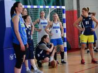 Бабская сборная Украины по баскетболу завершила турнир в Бордо поражением от канадок