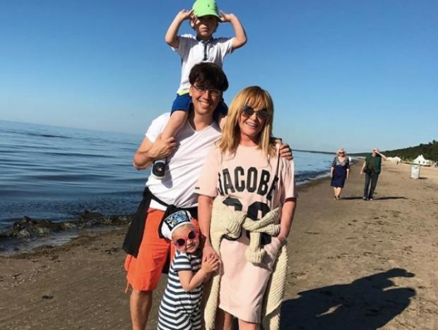 Алла Пугачева: семейный снимок бьет рекорды Инстаграм