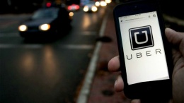 Uber разрешит вручать водителям чаевые