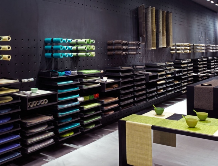 Гибкий и практичный интерьер магазина дизайнерского текстиля chilewich
