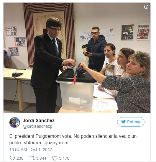 Референдум в Каталонии: полиция изымает урны, зафиксированы первые стычки
