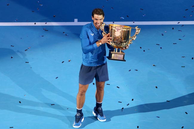Надаль разгромил Кирьоса в финале турнира ATP в Пекине