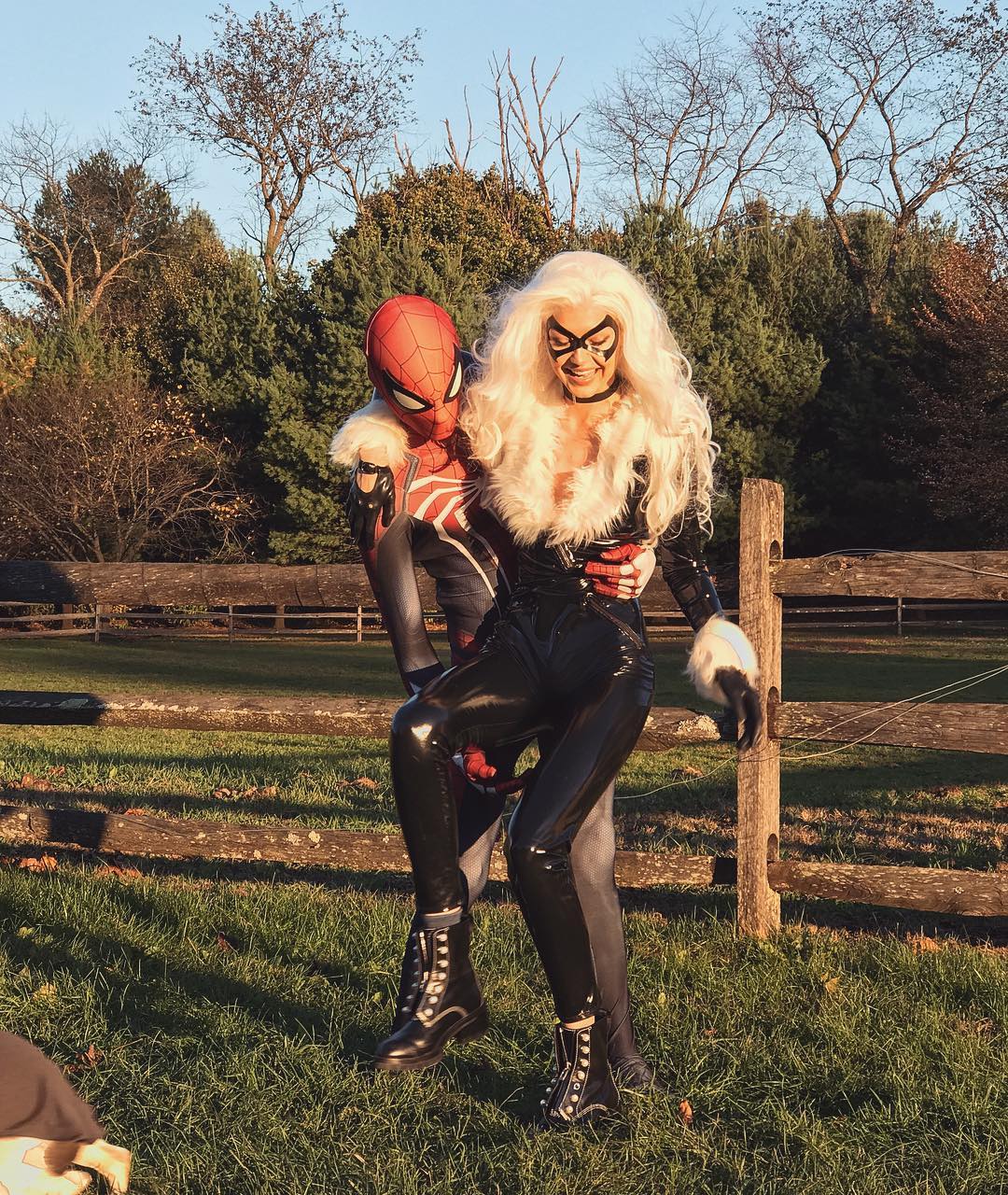 Джиджи Хадид и Зейн Малик отпраздновали Хэллоуин в парных костюмах