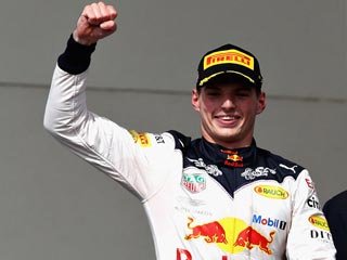 Формула-1. Ферстаппен выиграл Гран-при Мексики, Хэмилтон стал пятикратным чемпионом мира