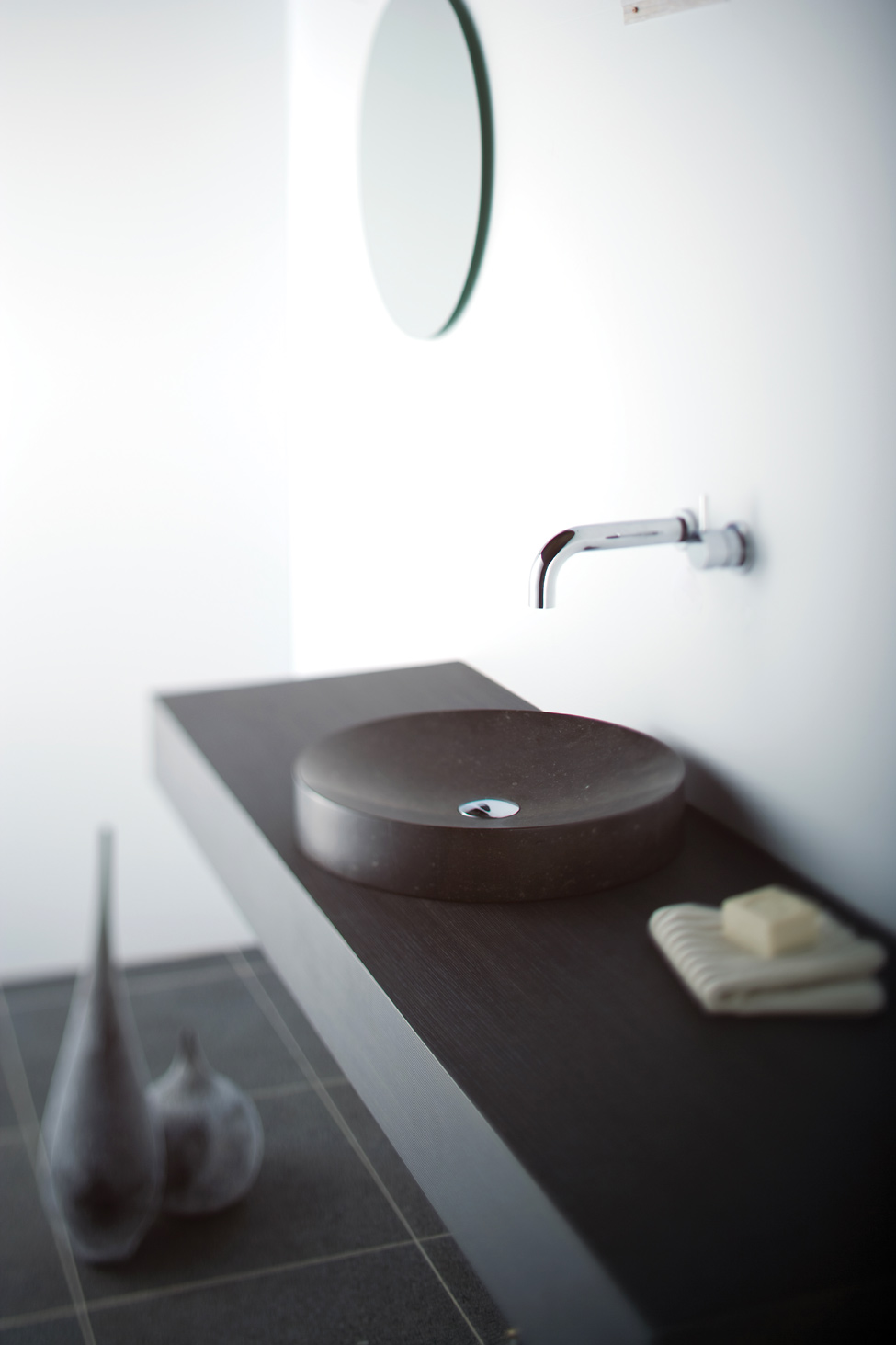 Необычная коллекция аксессуаров для ванной от компании omvivo – яркая индивидуальность вашего интерьера