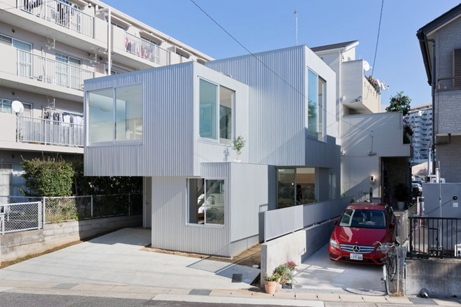 Неформатный дом по проекту tetsuo kondo – архитектурный «тетрис»; в центре японии в нагойя