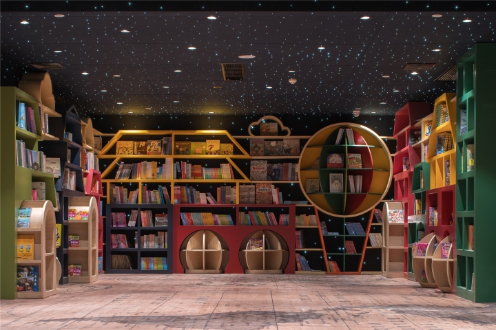 Интерьер книжного магазина zhongshuge: удивительное рядом