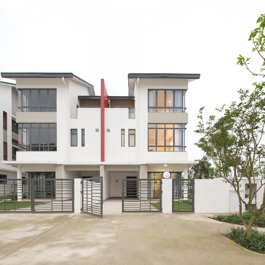 Стильный двухэтажный дом с ярким дизайном интерьера – элитное жильё во вьетнаме