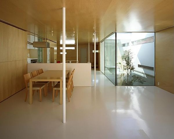Неприметный японский домик в фукусиме от бюро kanagawa-based architects no 555 – скрытые возможности небольшого пространства
