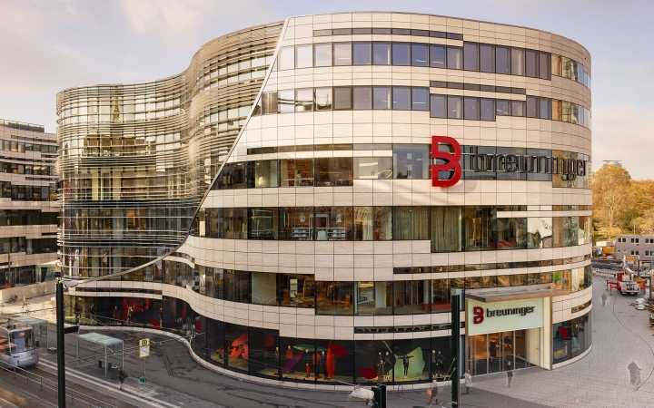 Великолепный дизайн торгового центра «breuninger» от специалистов компании «hmkm», германия
