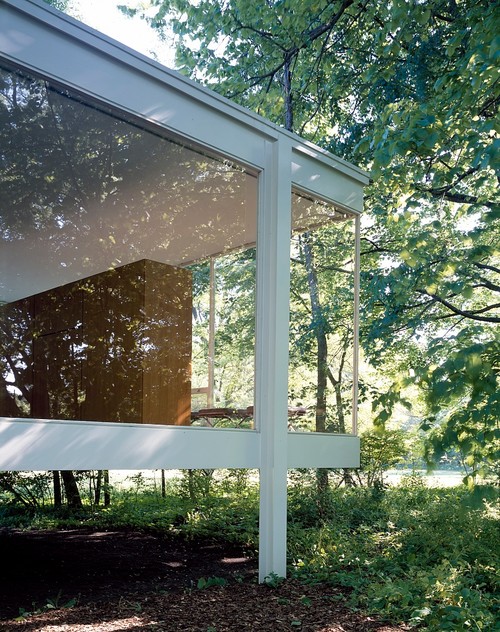 Дом из стекла фарнсуорт архитектора миса ван дер роэ, плано, иллинойс, сша